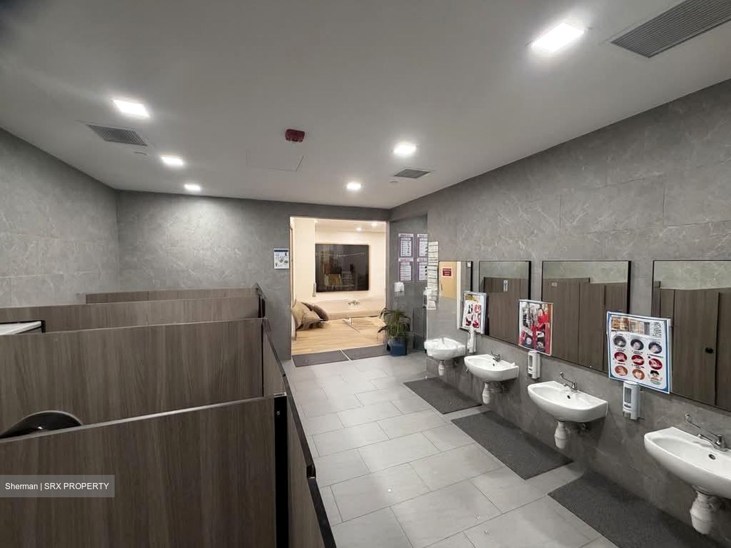 Grandeur Park Residences (D16), Retail #566777371